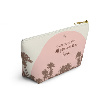 CALIFORNIA accessory pouch w t-bottom